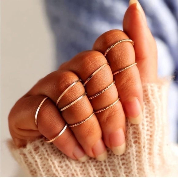 GOLD 18k Gold Plated 10pc Minimalist Midi ring Set - Picture 4 of 4